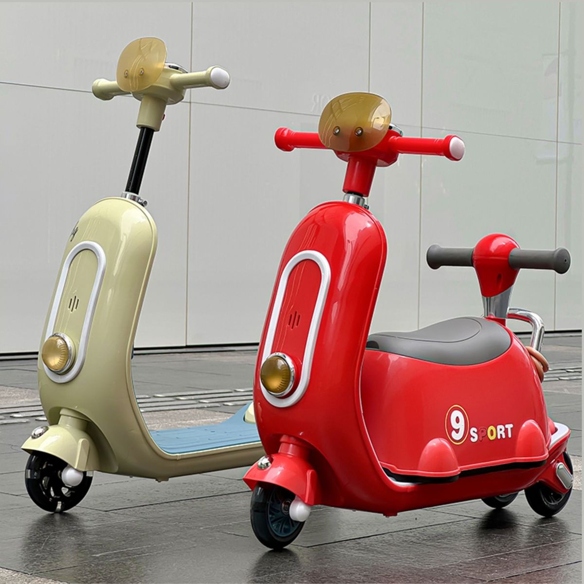 GENERICO - Scooter Funcional 4 en 1 con Luz Musical - Rojo