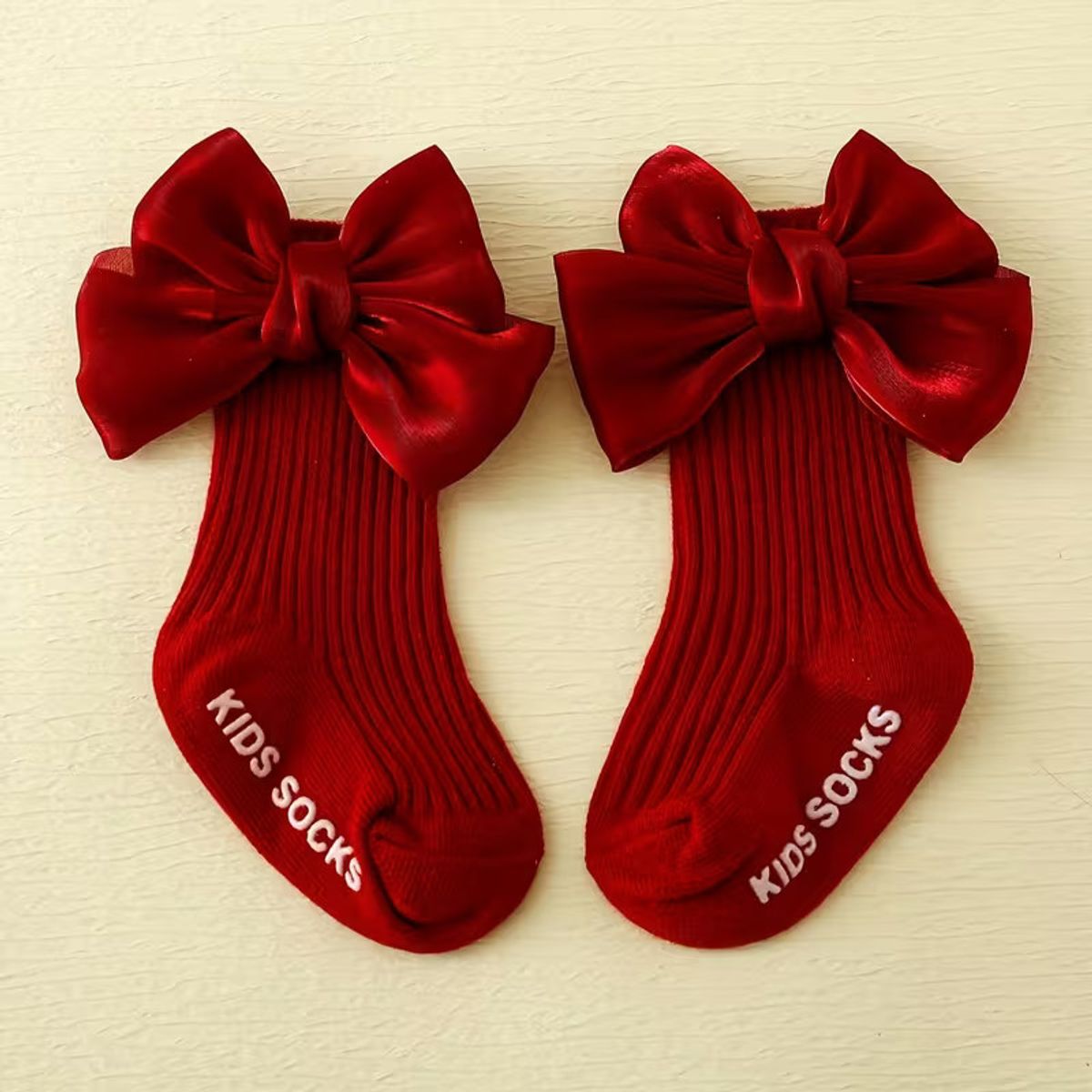 GENERICO - MEDIAS  PARA BEBE DE NAVIDAD  + VINCHA (12 MESES HASTA 24 MESES  )