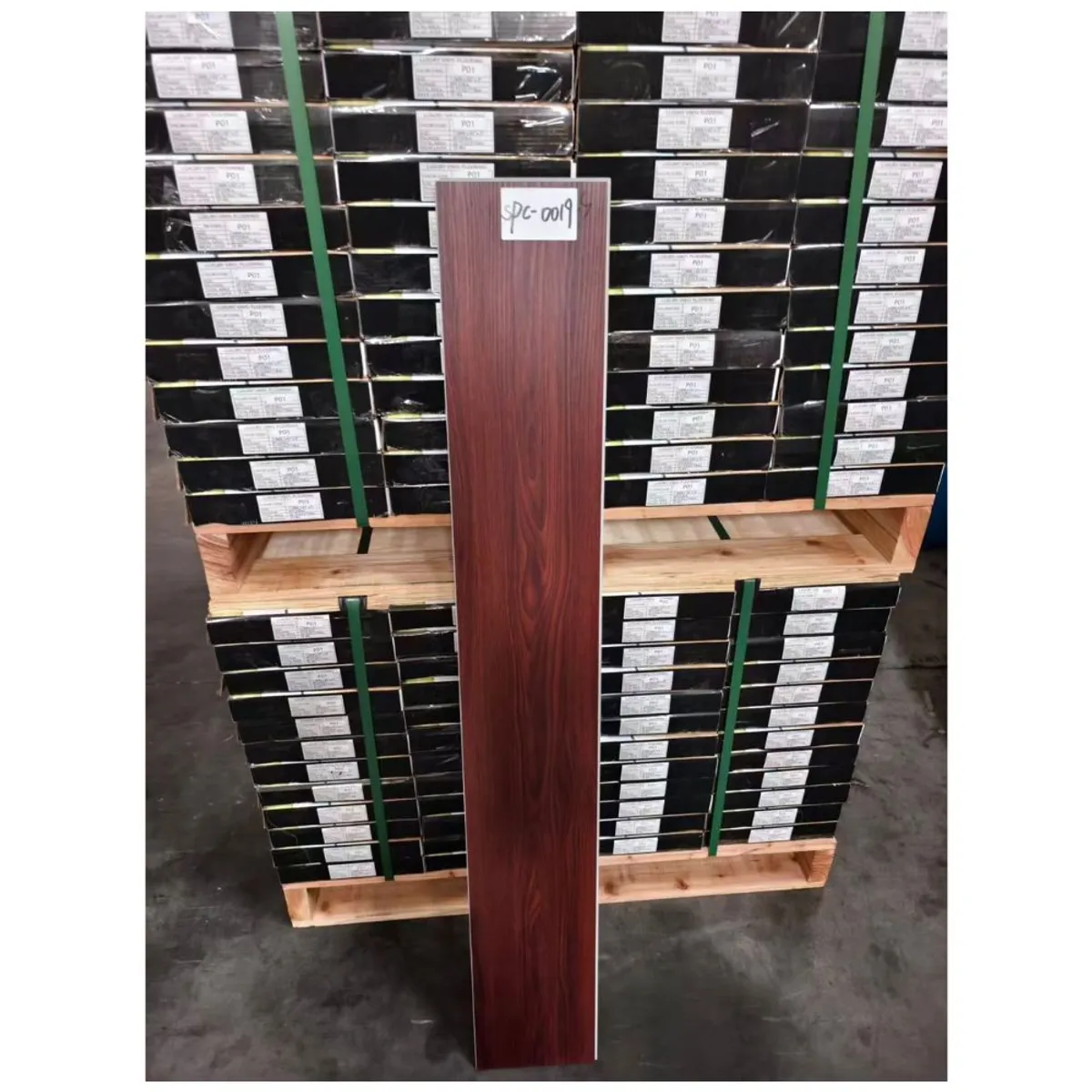 DECOKASA - Piso Vinilico SPC Decokasa Tránsito Alto Click 10 pzas - SPC-0019