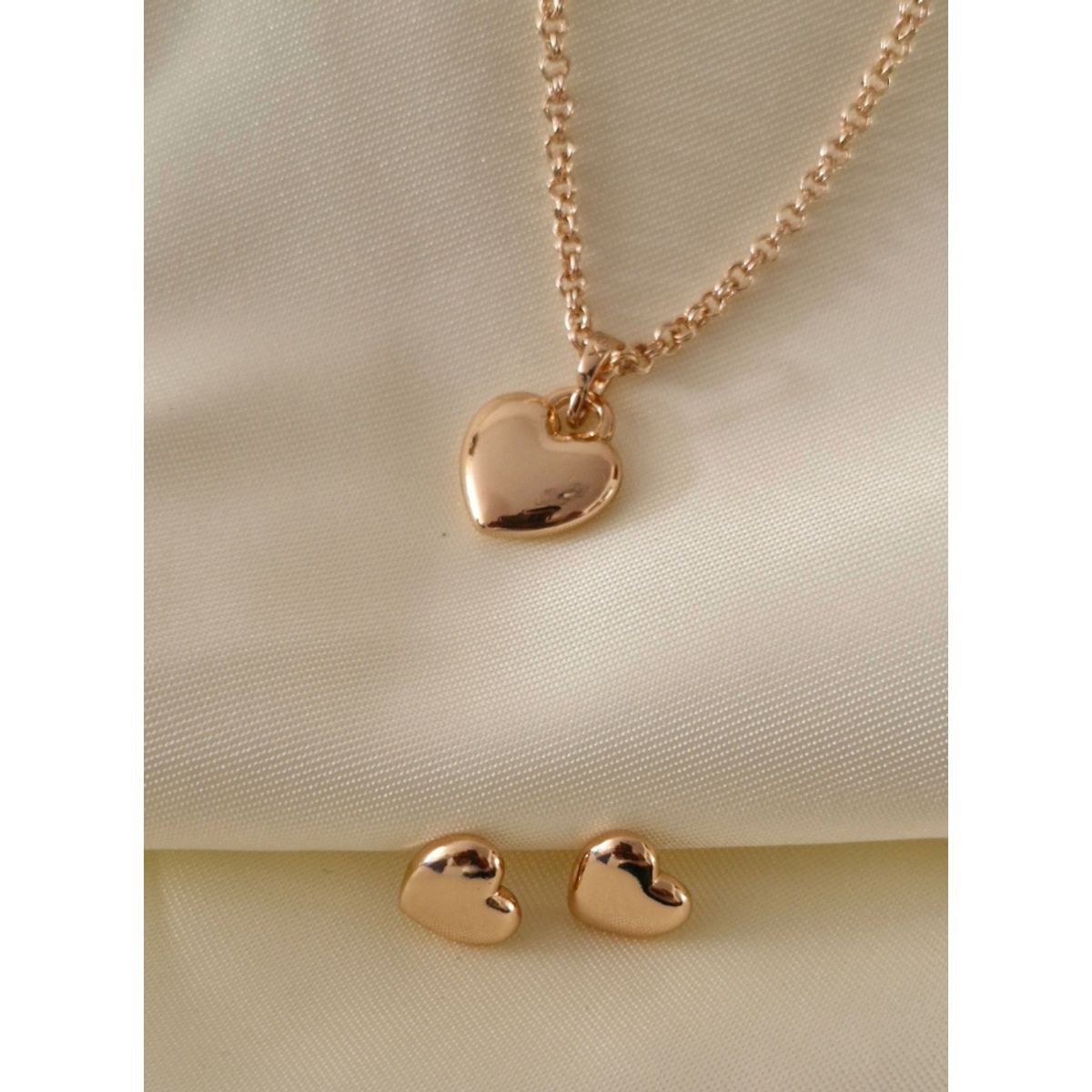 GENERICO - Collar Corazón y aretes bombita enchapado en oro 18K