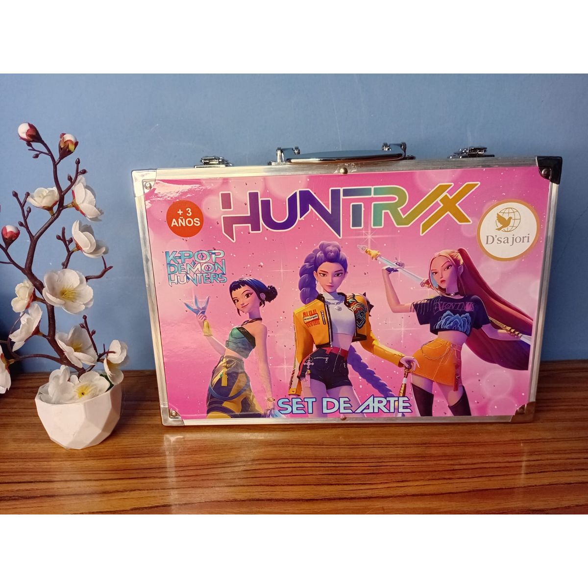 GENERICO - SET DE ARTE KPOP - HUNTRIX