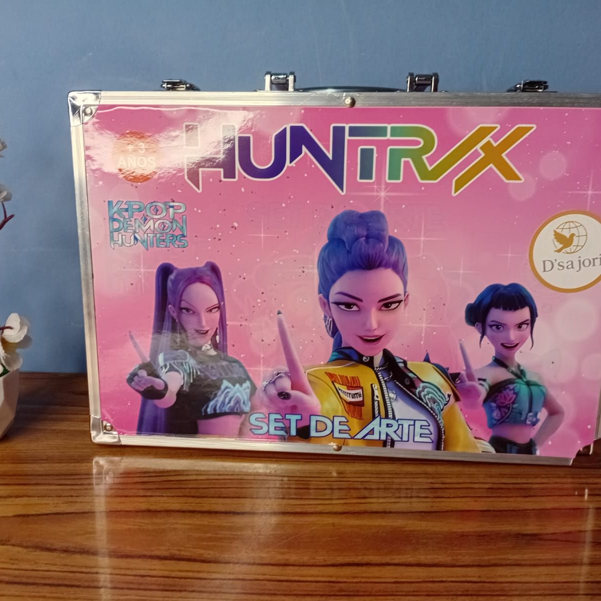 GENERICO - SET DE ARTE KPOP - HUNTRIX