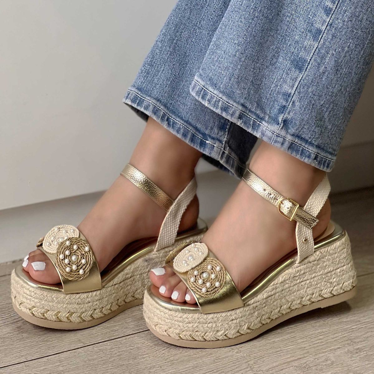 GENERICO - SOGUILLA TENDENCIA DORADO ALE PARA MUJER