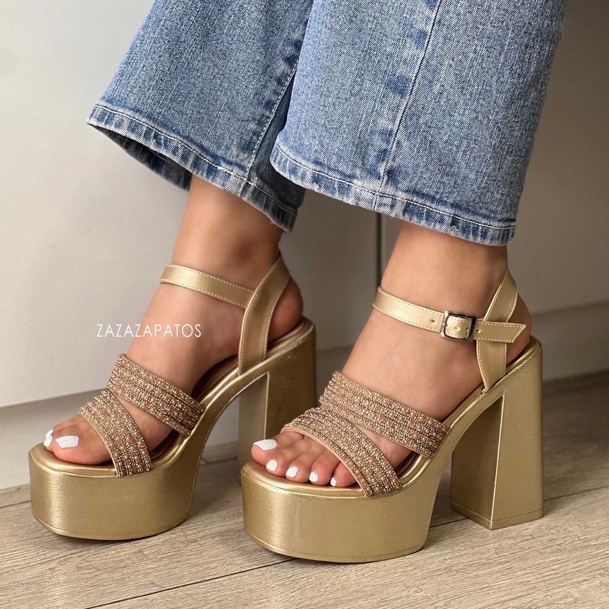 GENERICO - ZAPATO DE MUJER DORADO TACO 11 GOIA