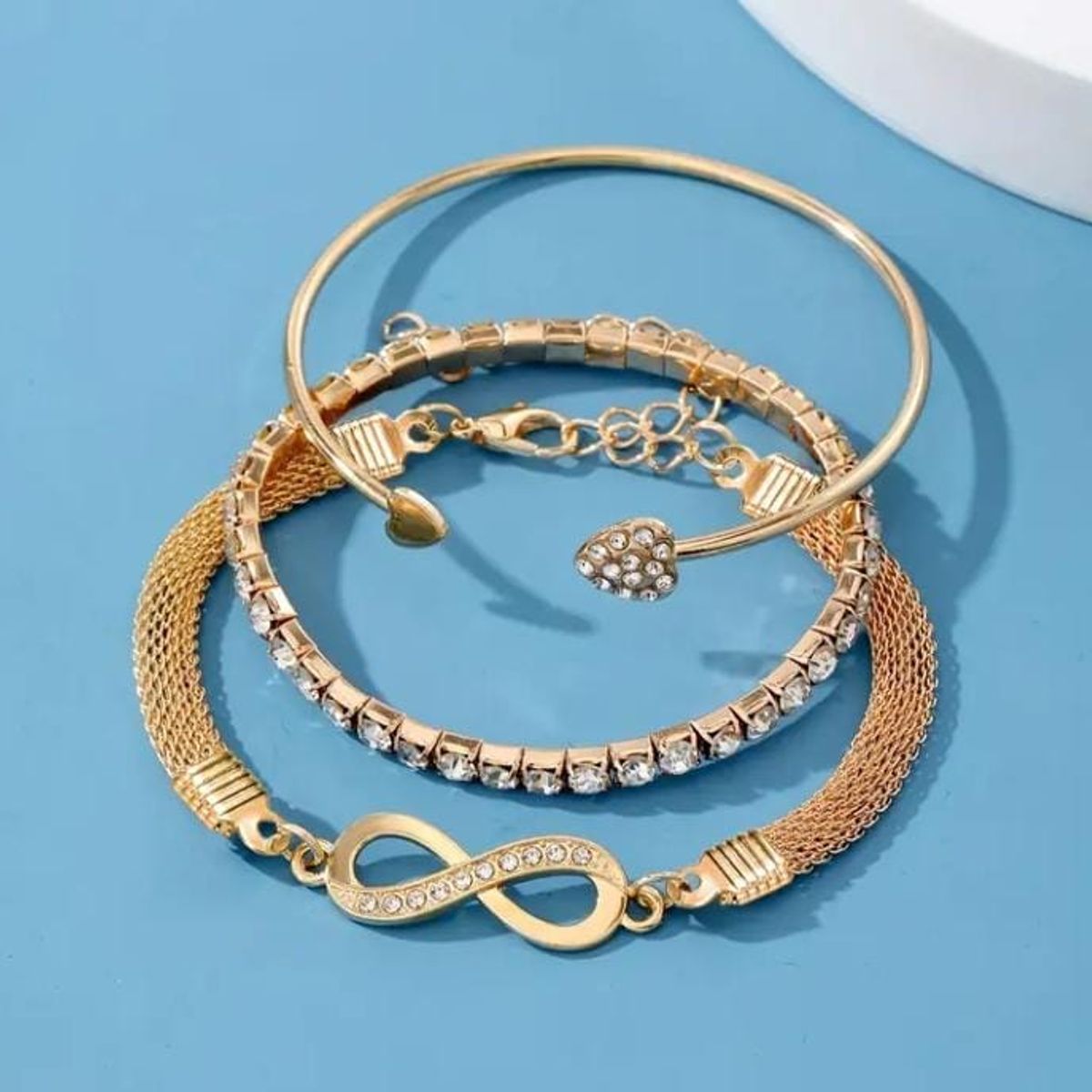 MORITA BAG STORE - SET 3 BRAZALETA Y PULSERA CON DIJE DE INFINITO Y ADORNOS DE PIEDRAS TIPO DIAMANTE