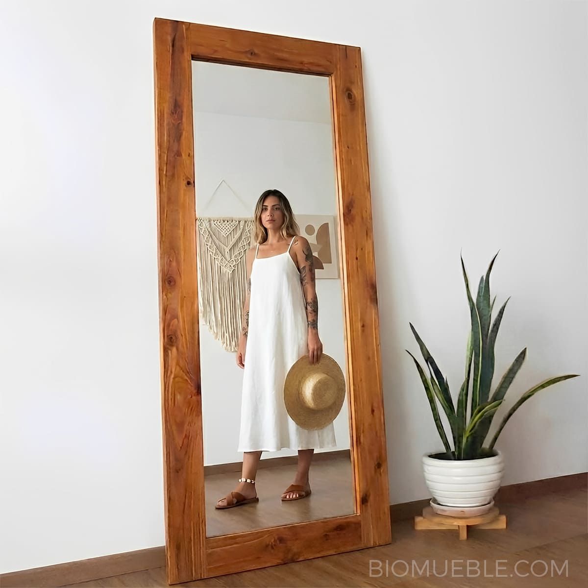 GENERICO - Espejo RAISSA de Cuerpo Completo en Madera Cedro