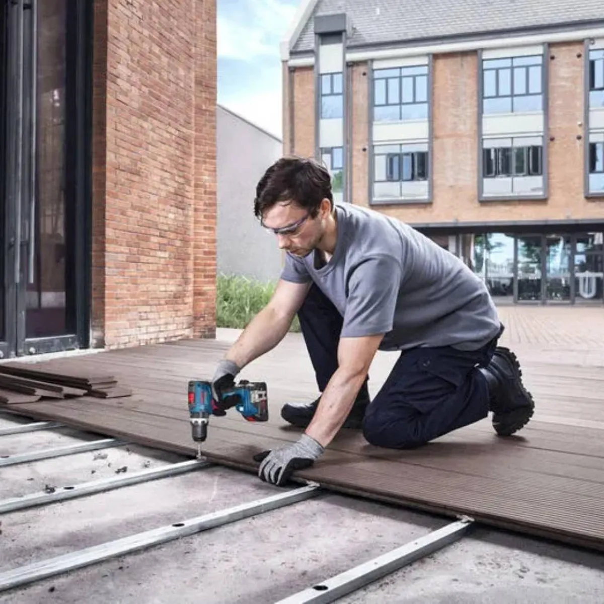 Bosch - Taladro Percutor 1/2" 18V Brushless 76Nm + 2Bat y Carg Bosch GSB 18V-65