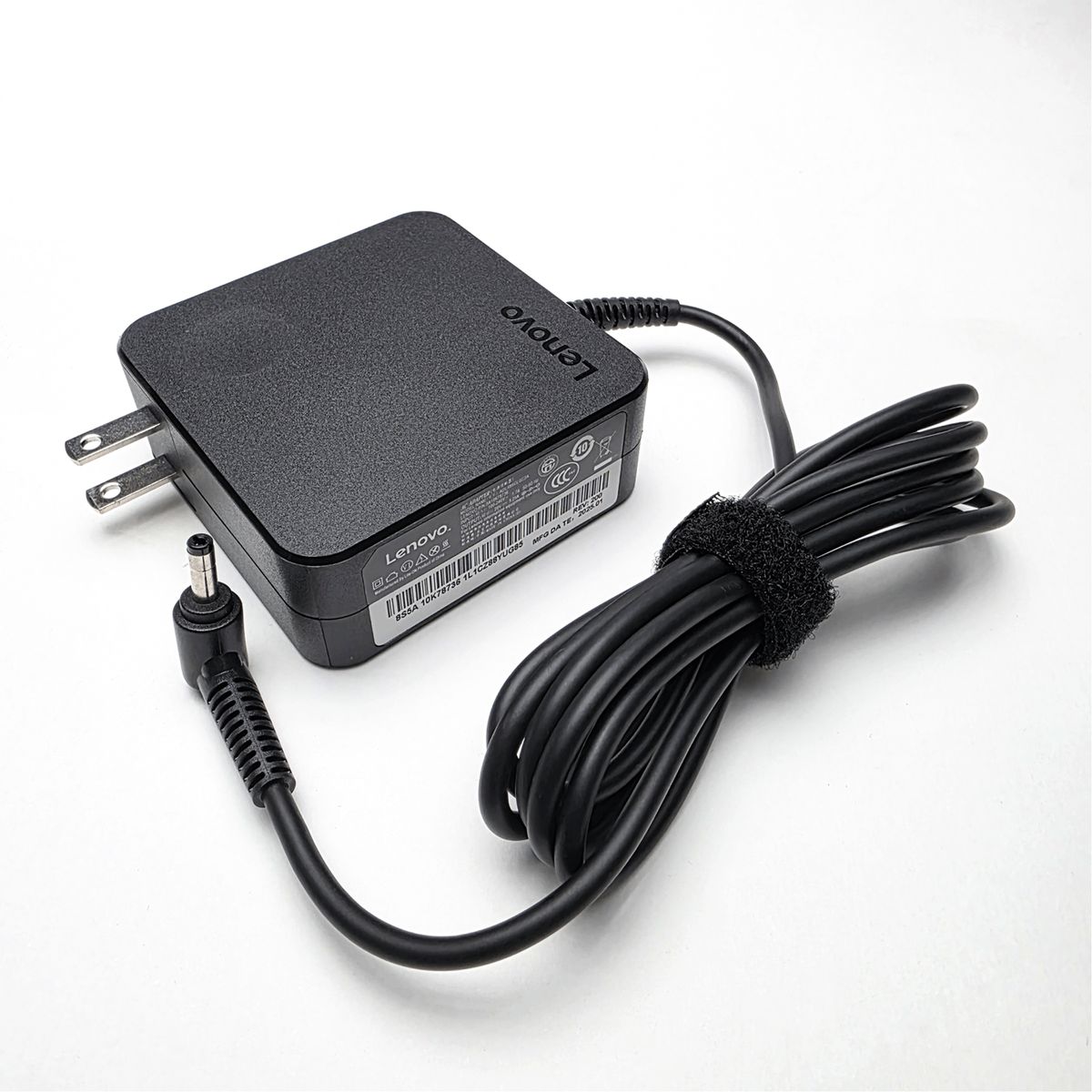 LENOVO - Cargador lenovo 65w - NUEVO