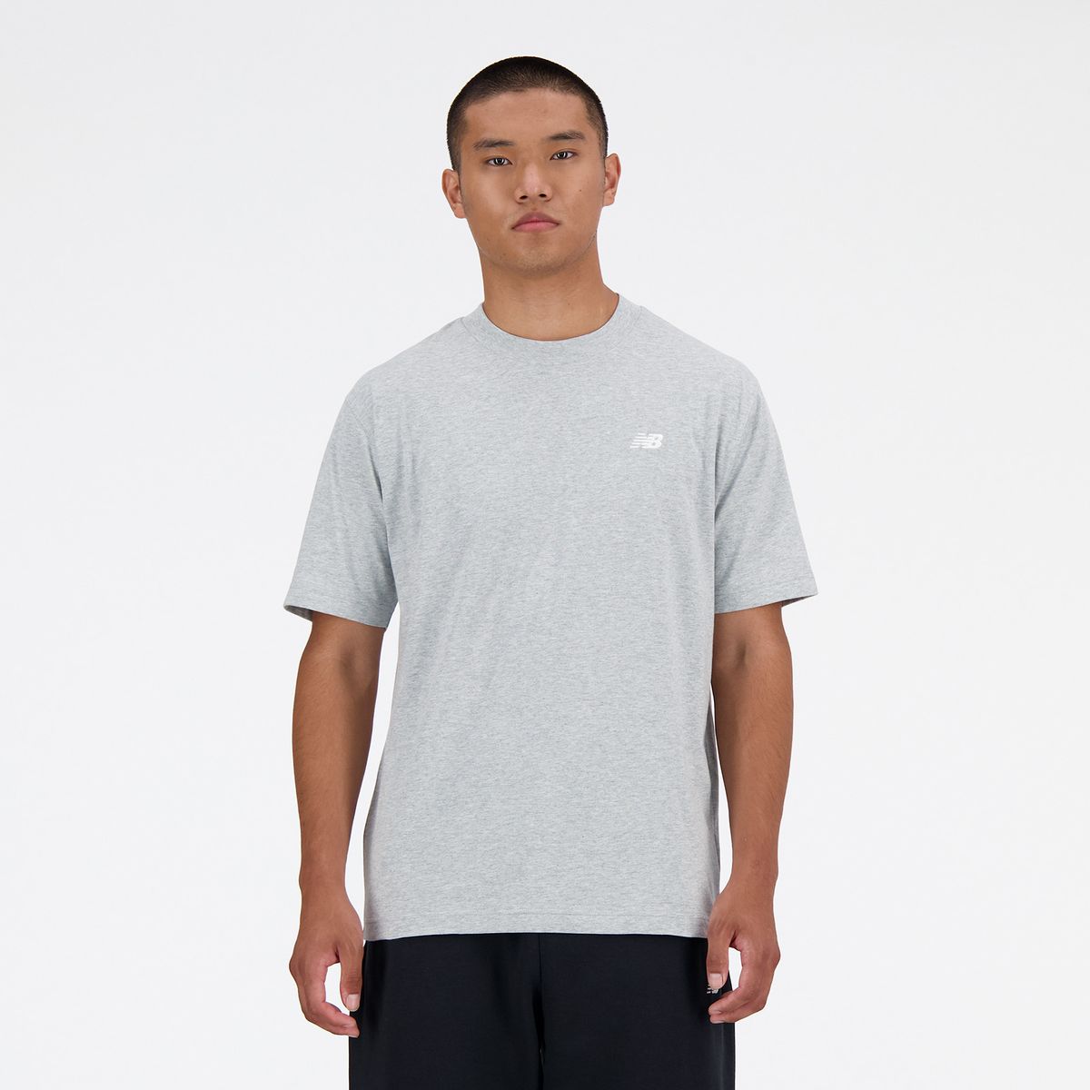 NEW BALANCE - Polo Hombre Sport Essentials Cotton T-shirt Gris