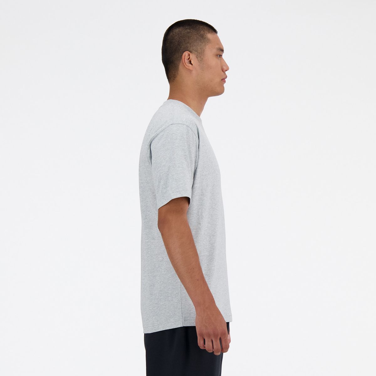 NEW BALANCE - Polo Hombre Sport Essentials Cotton T-shirt Gris