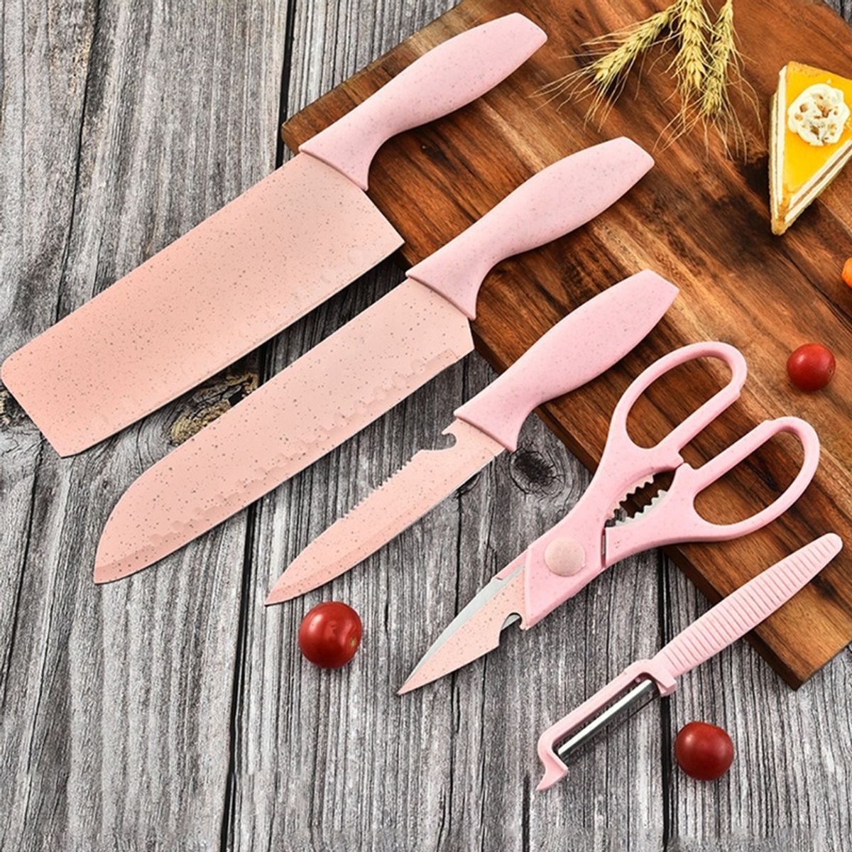 GENERICO - CUCHILLOS + OLLA + MOLDES