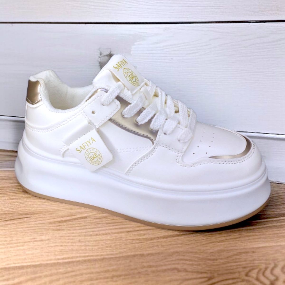 GENERICO - ZAPATILLA  CON PLATAFORMA  4CM SAFIYA BLANCODORADO - V325