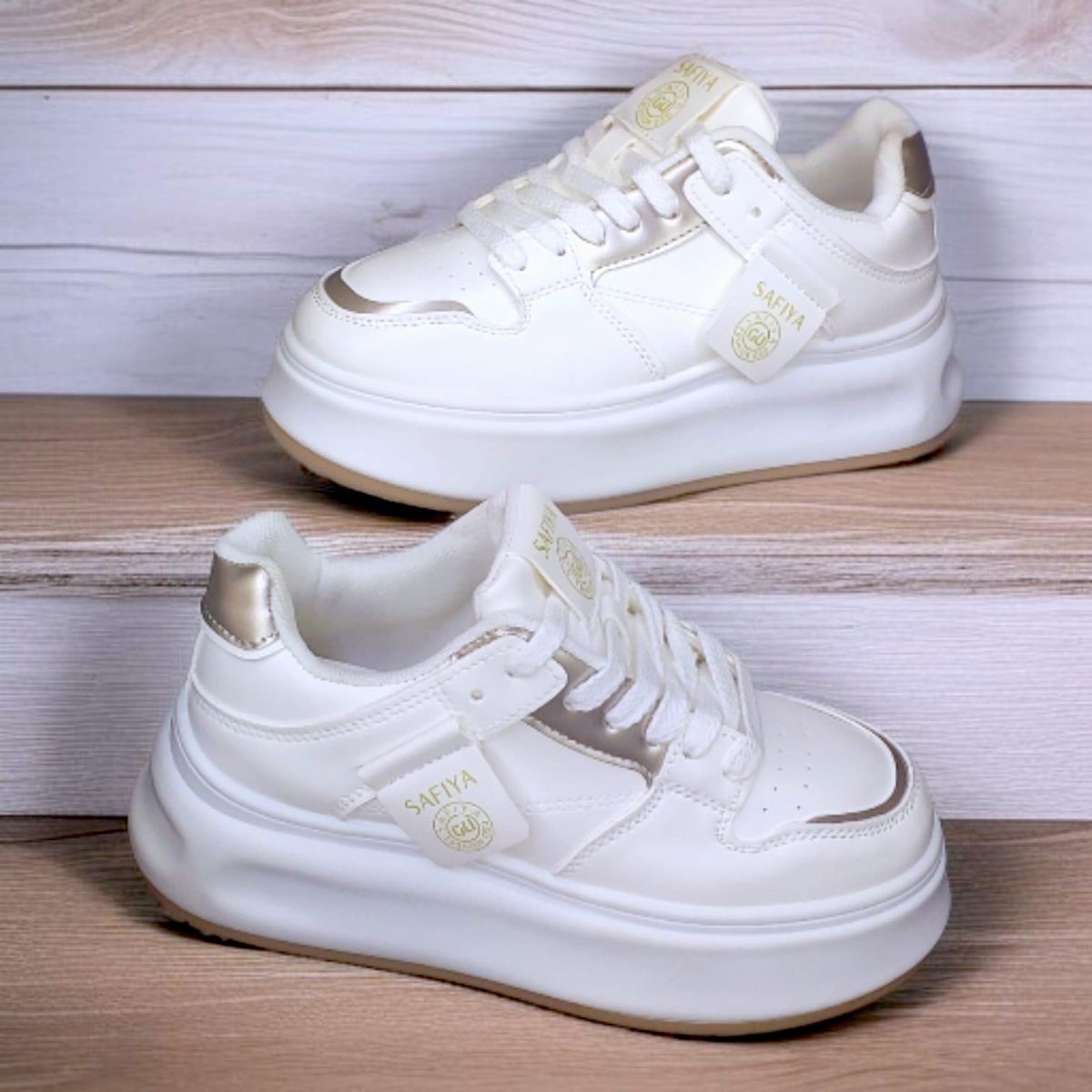 GENERICO - ZAPATILLA  CON PLATAFORMA  4CM SAFIYA BLANCODORADO - V325