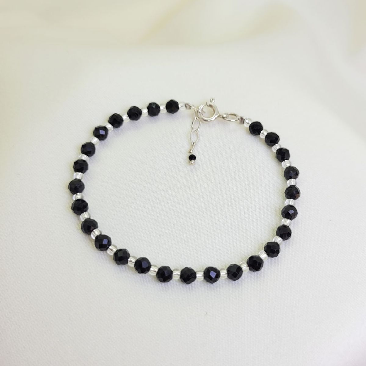 INTUERI - Pulsera Diana Turmalina negra