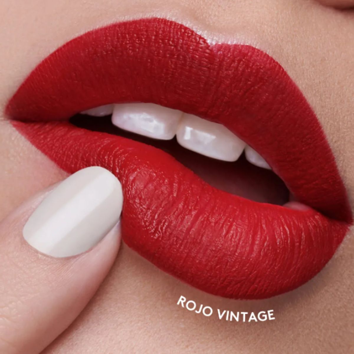 ESIKA - Labial Líquido Rojo Vintage Hidracolor Mate