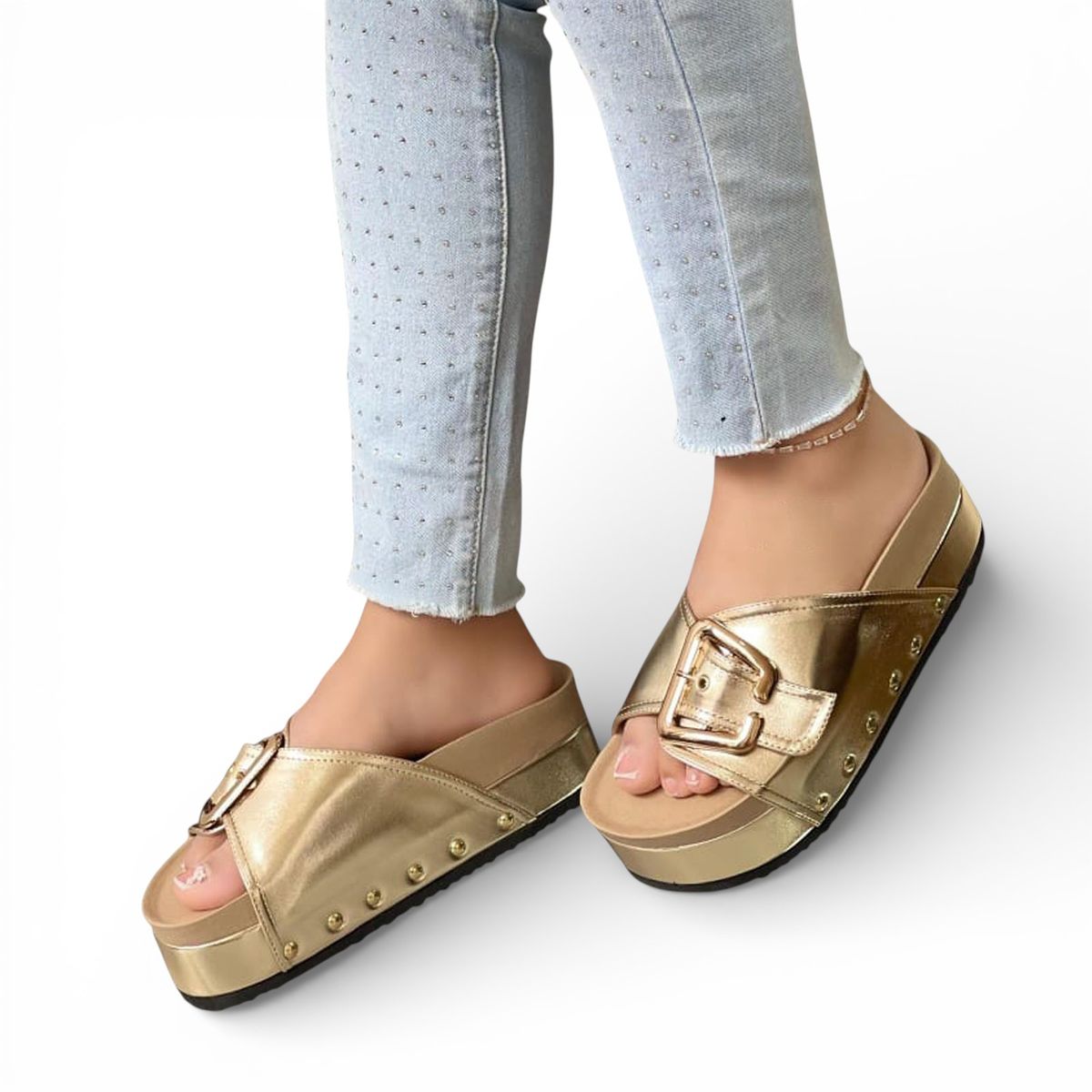 GENERICO - Sandalia Sueco Mujer Plataforma 5 1299-55 Color Dorado