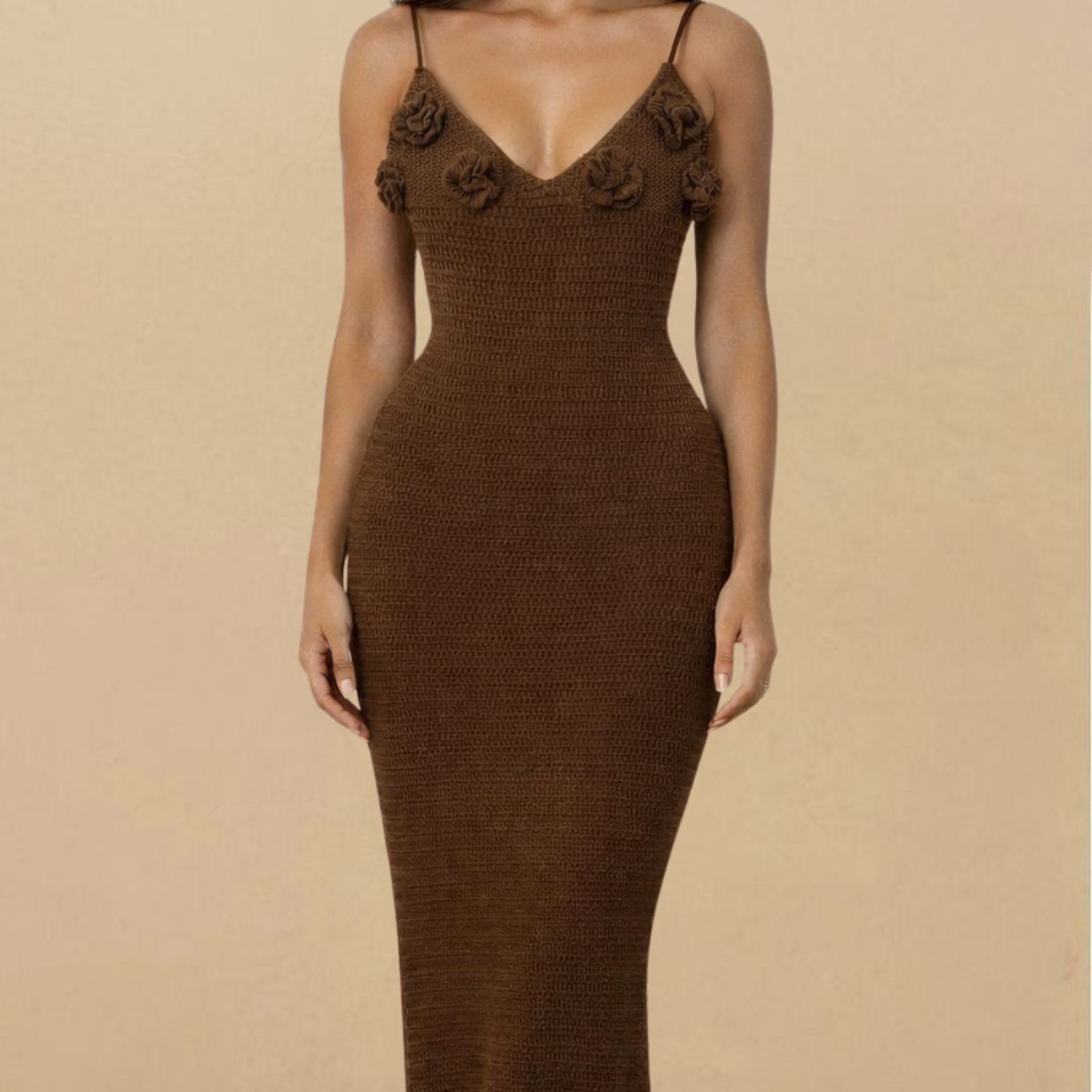 AMA OUTFITTERS - VESTIDO LUCIA TEJIDO FLORES