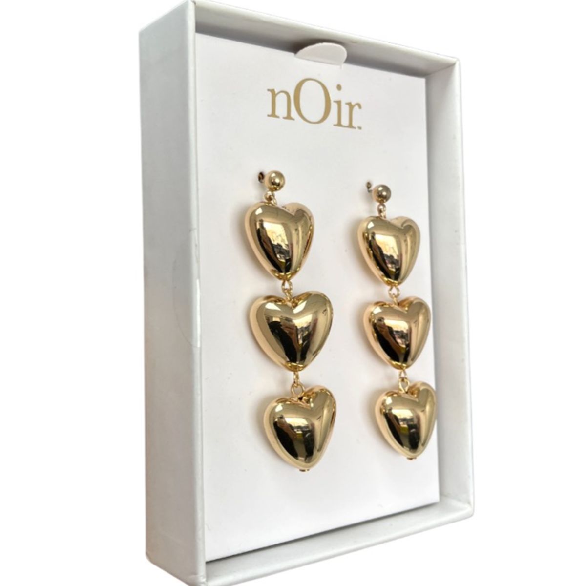 GENERICO - elegantes aretes dorados corazon noir
