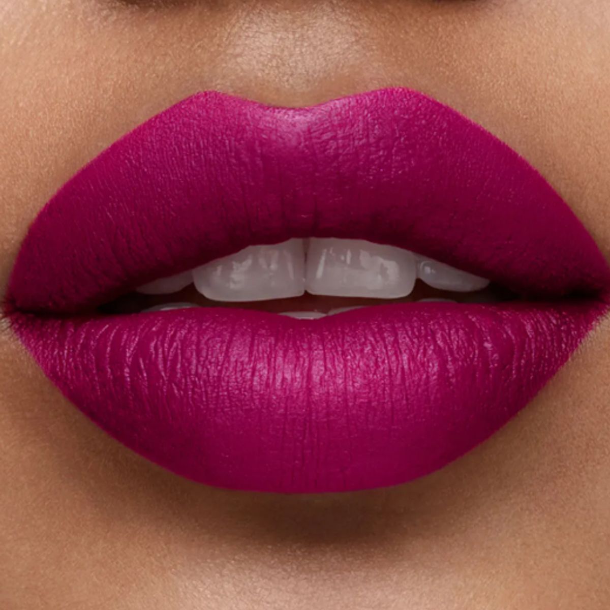 Cyzone - Labial en Barra Supermate Lips Studio Look Sangria