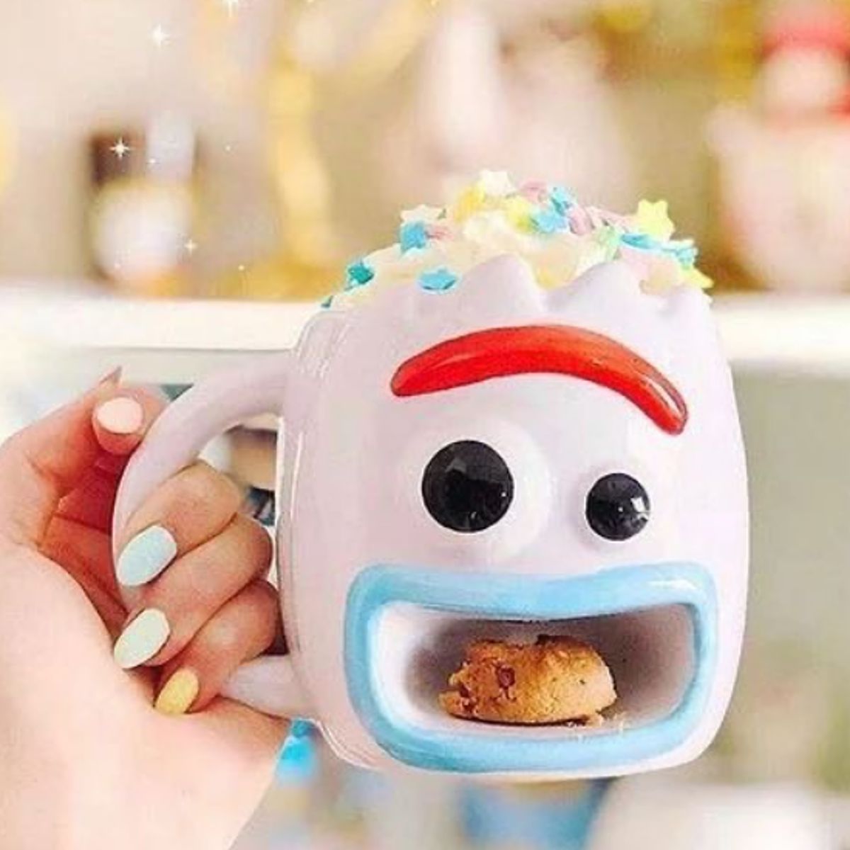 GENERICO - TAZA CARA 3D FORKY TOY STORY