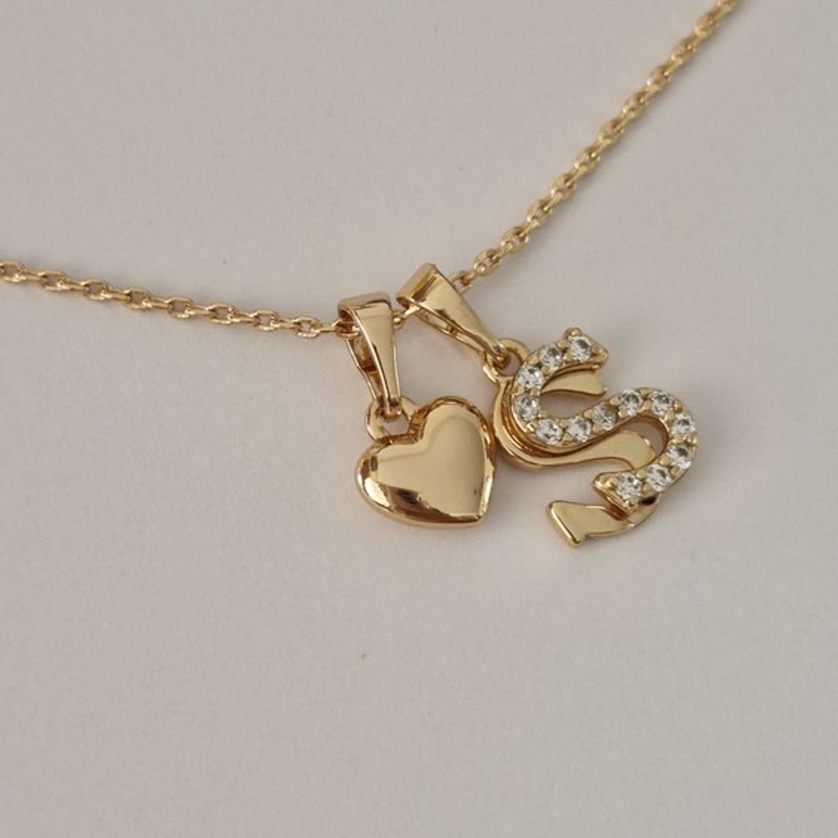 GENERICO - Collar Inicial Doble S con Corazón