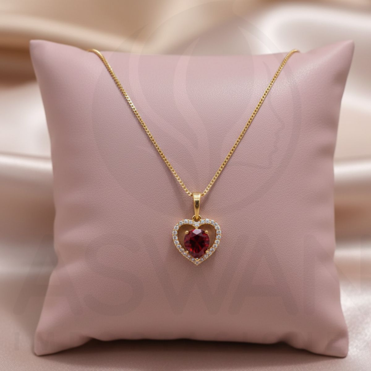 GENERICO - Collar Corazon Rubí Central con Zirconias Doble Baño en Oro - KAROLAY