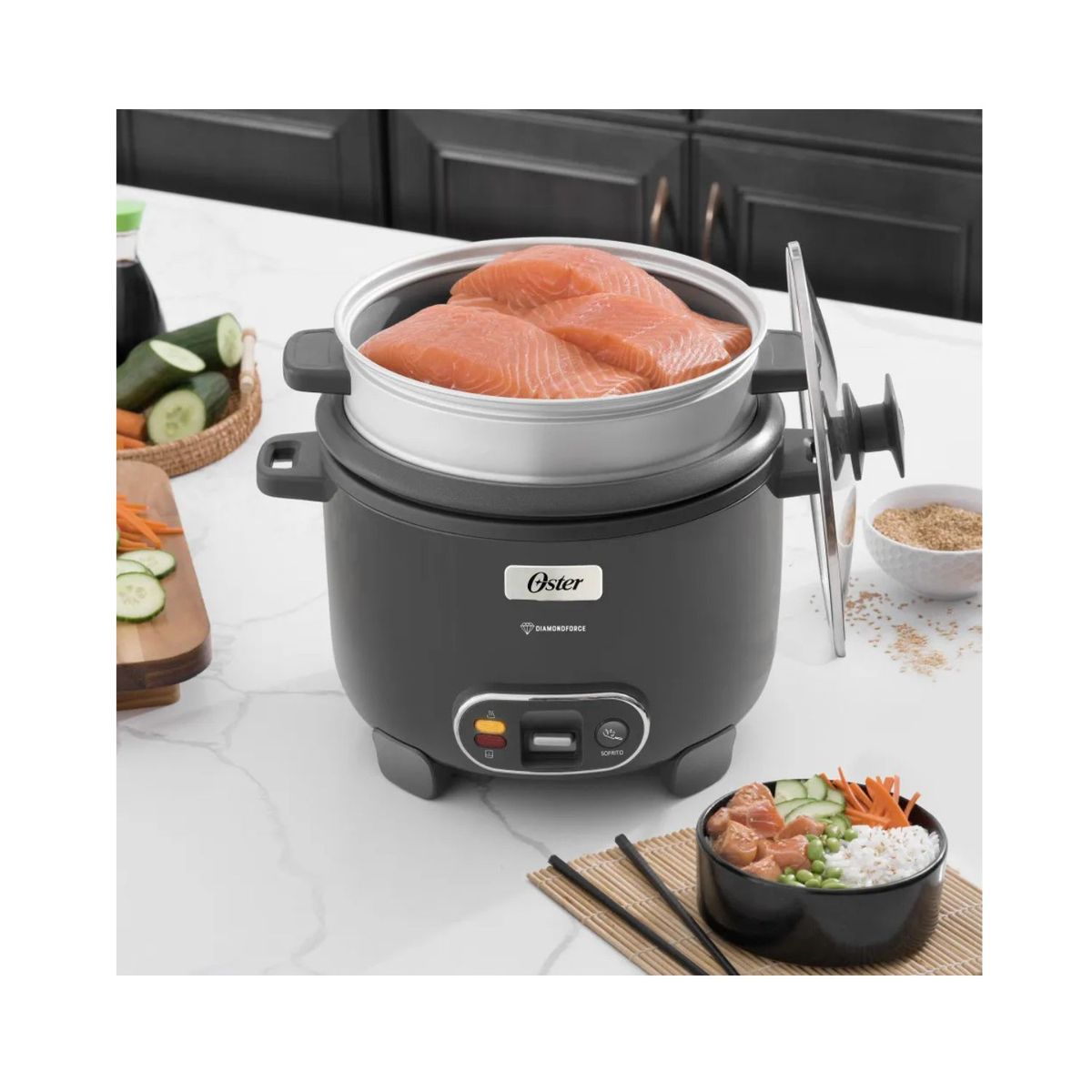OSTER - Combo Oster Olla Arrocera 1.8 LT + Hervidor 1.7 LT + Plancha a Vapor + Sandwichera Compacta