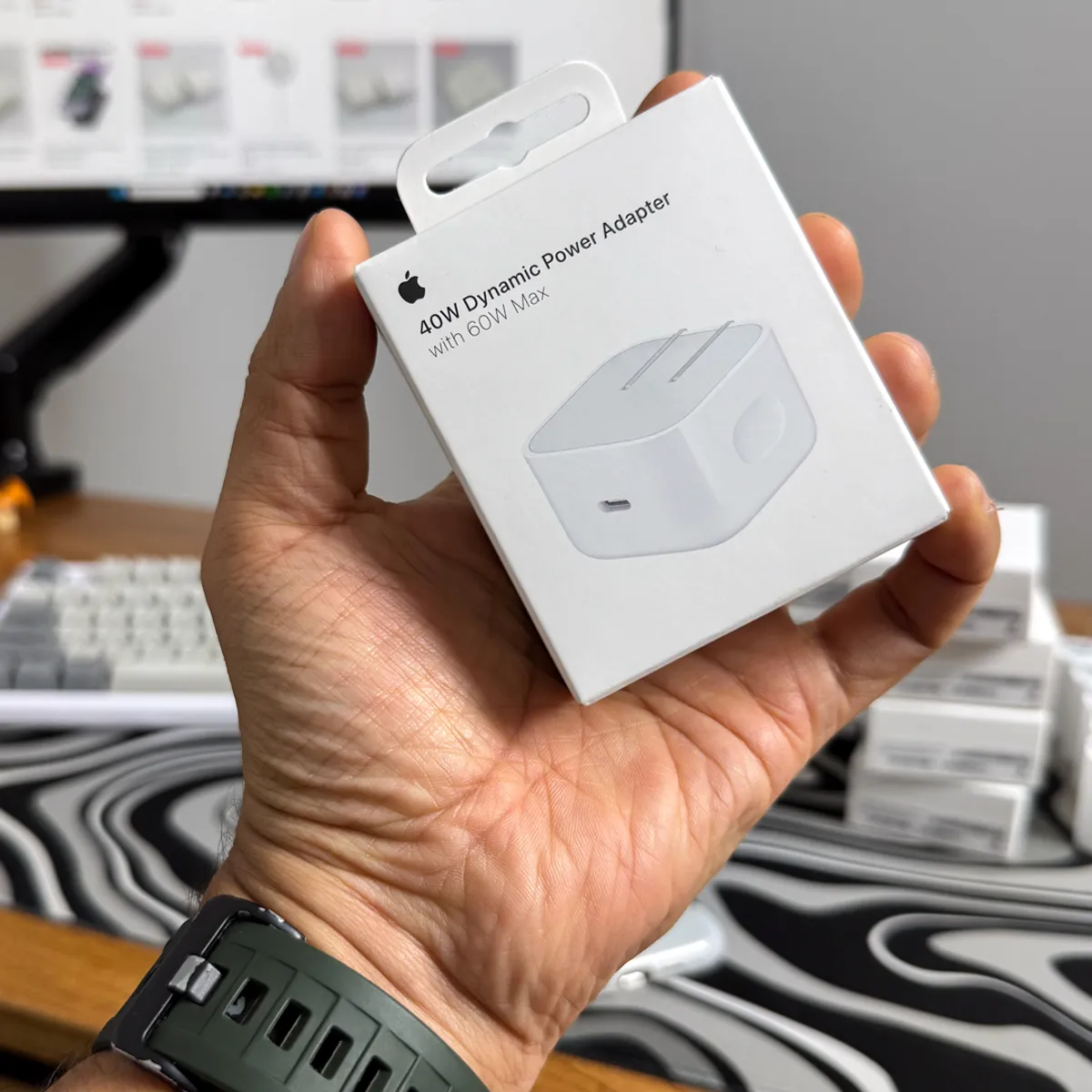 APPLE - Cargador 40w Dinamico 60w original para iPhone 17 series