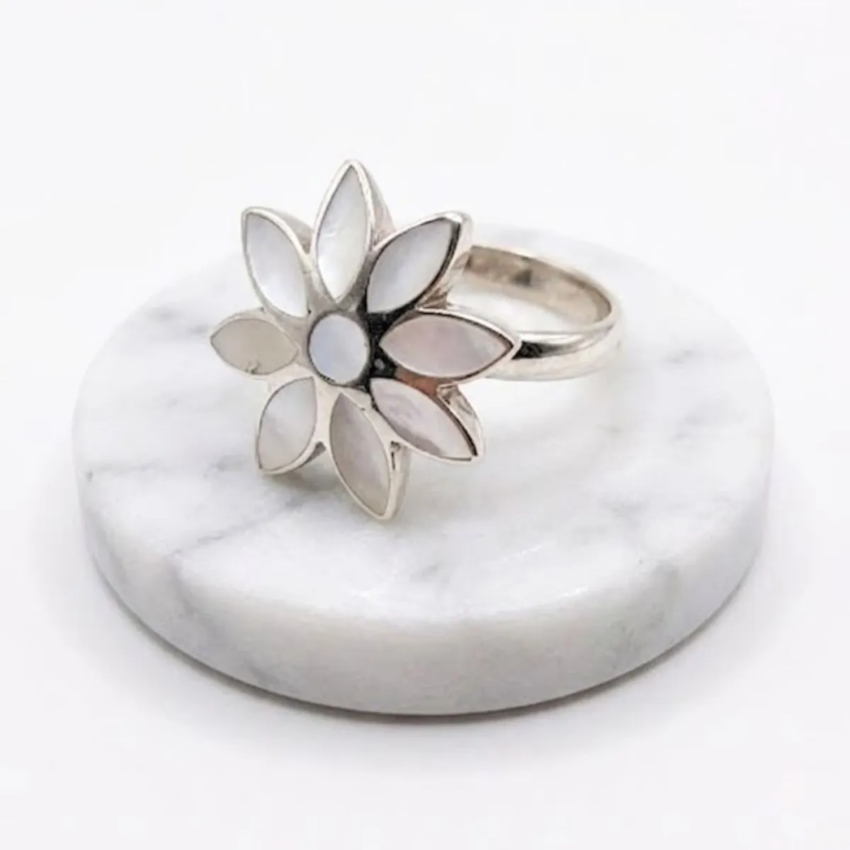 GENERICO - Anillo Plata 950 Lirio de los Incas Mosaico - Joyería Floral Andina