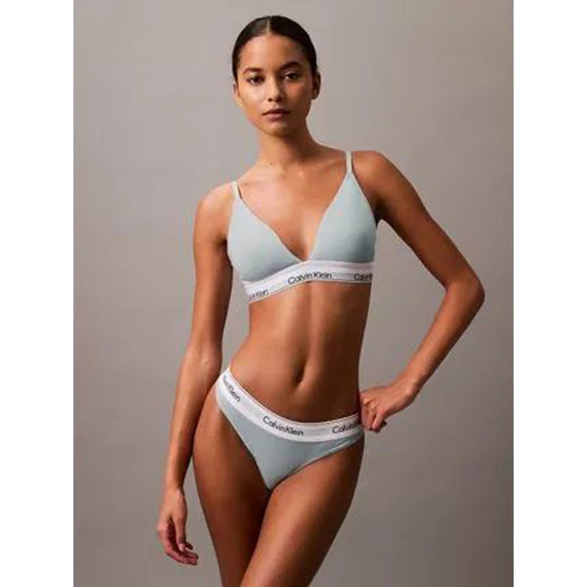 CALVIN KLEIN - LIGHTLY LINED TRIANGLE CK
