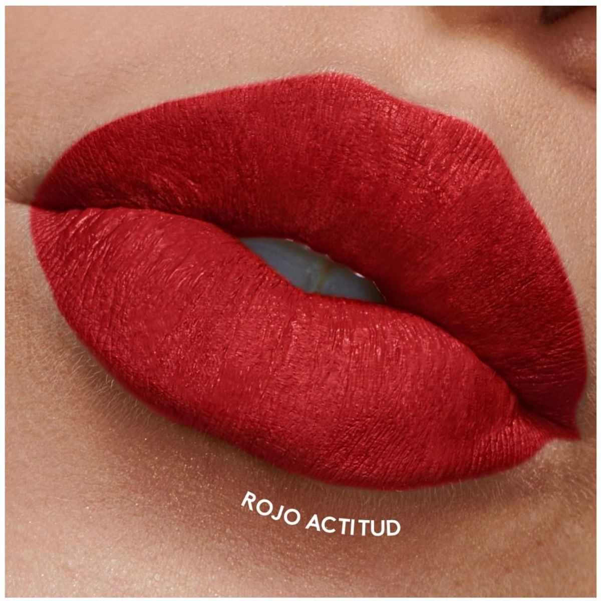 Esika - Labial COLORFIX Barra - Rojo Actitud