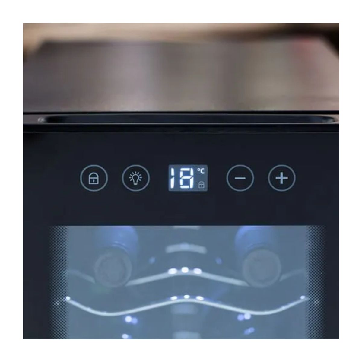 Electrolux - Cava de Vinos Electrolux ERW082XAMB Termoeléctrica para 8 Botellas Color Silver 220V