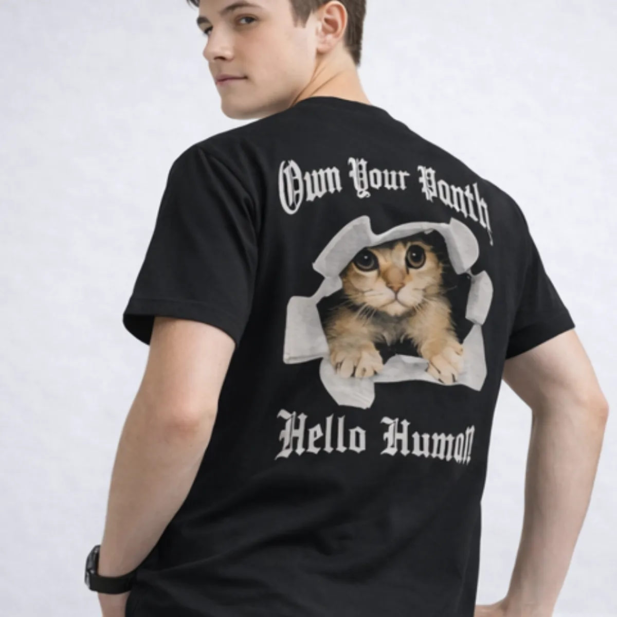 ENKI - Polo Hombre Negro Algodón Jersey con Estampado Gráfico Urbano