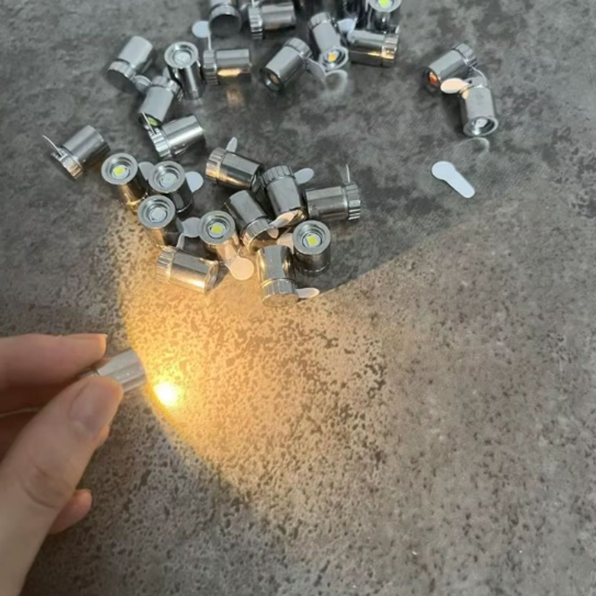 Pack 6 Mini Luces LED Inalámbricas para Decoración, marca GENERICO - Foto 2