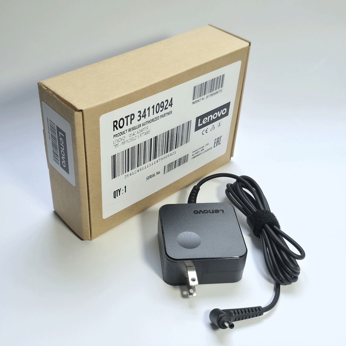 LENOVO - CARGADOR LENOVO 45w 20v NUEVO - ORIGINAL