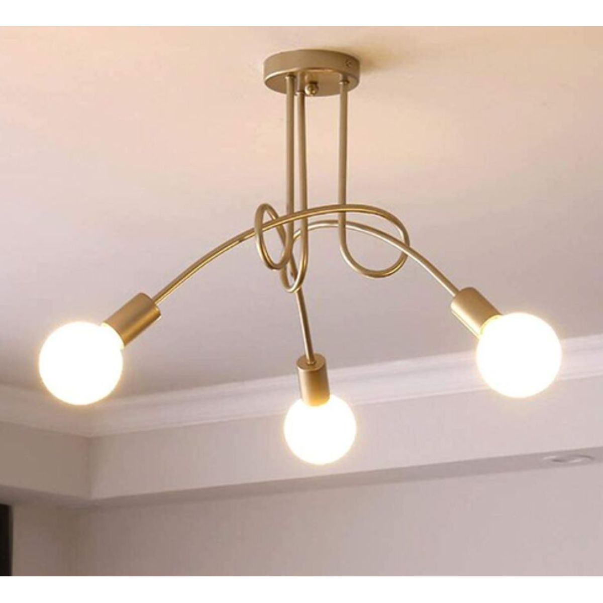 GENERICO - Lampara de techo dorada 3cc