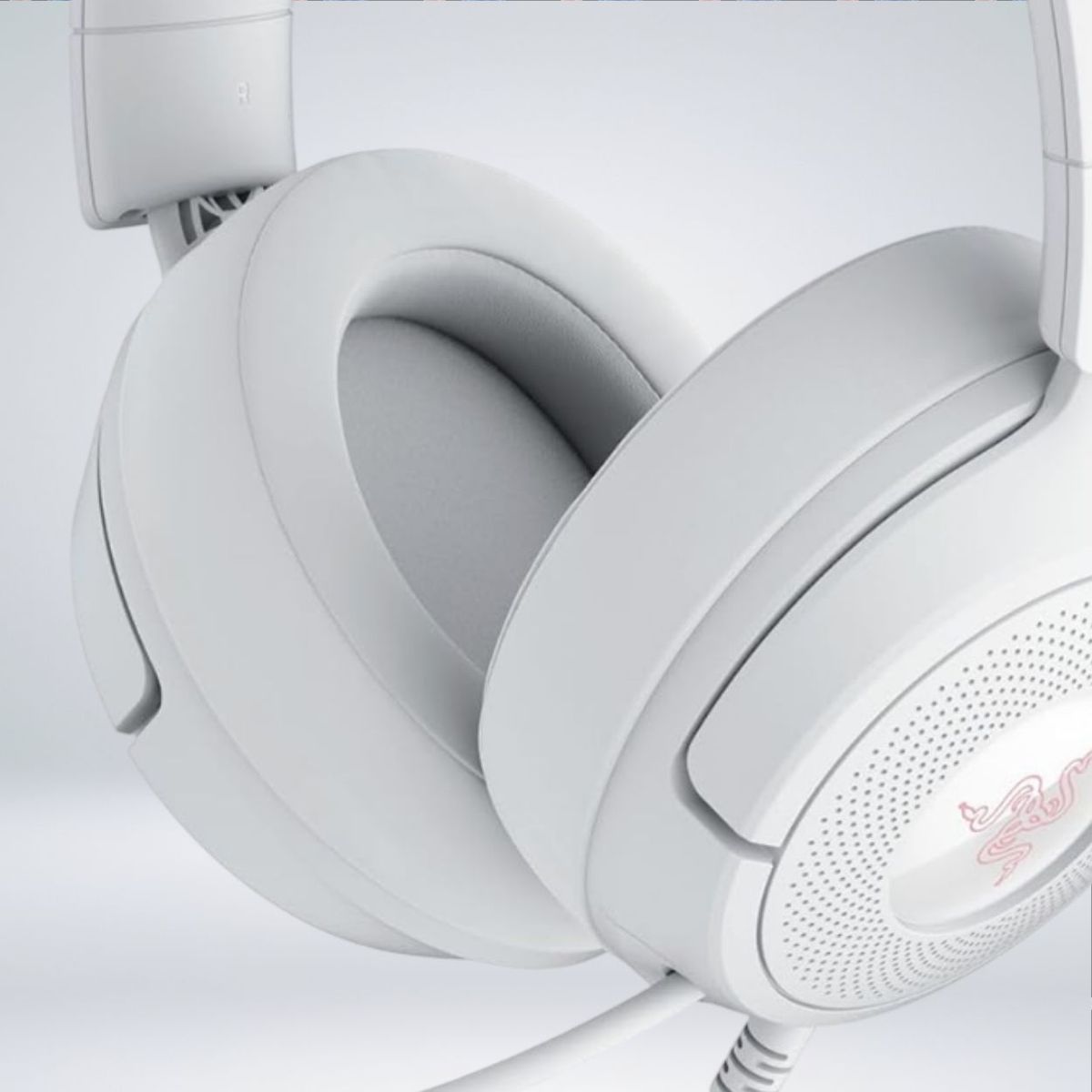RAZER - AUDIFONO GAMER KRAKEN KITTY V3 X HYPERCLEAR MICRO SONIDO 7.1 MULTI PLATAFORMA