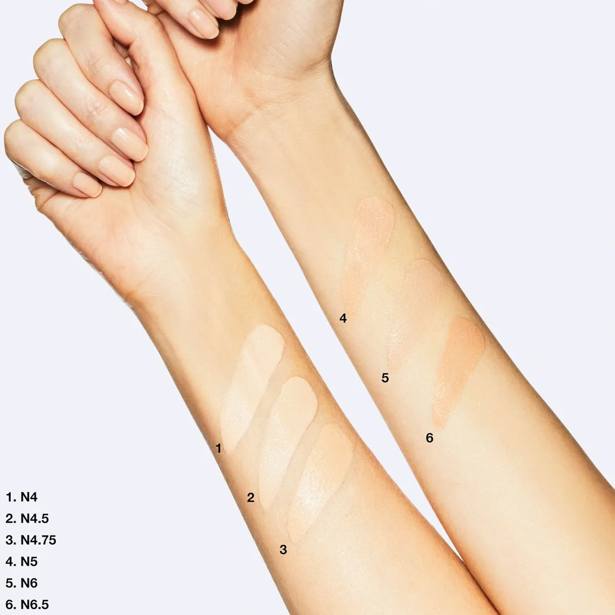 MAC - Base de Maquillaje Líquida Studio Fix Fluid SPF 15 Foundation