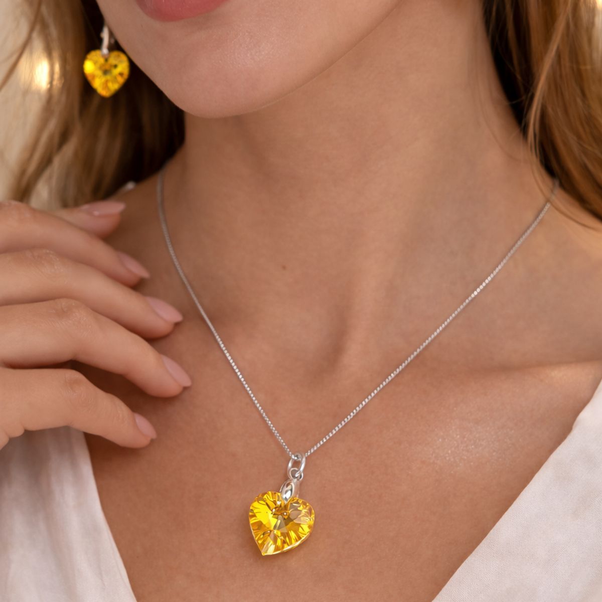 SIFRAH SHOP - Set Collar y Aretes de Plata con Cristal Corazón Amarillo - Joya Elegante para Regalo Especial