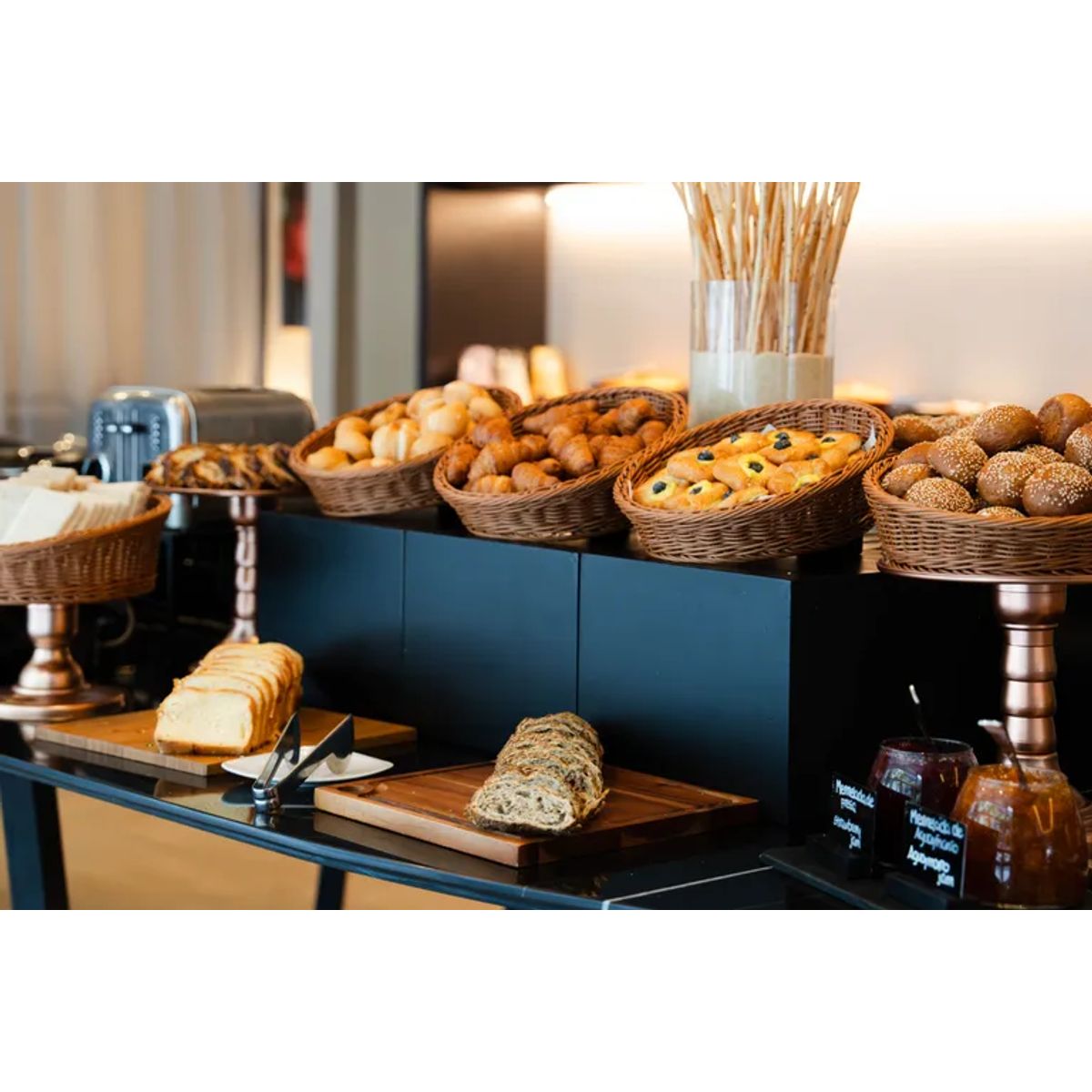 BIGBOX - Gift Card Digital Experiencia Desayuno Buffet en Novotel Lima