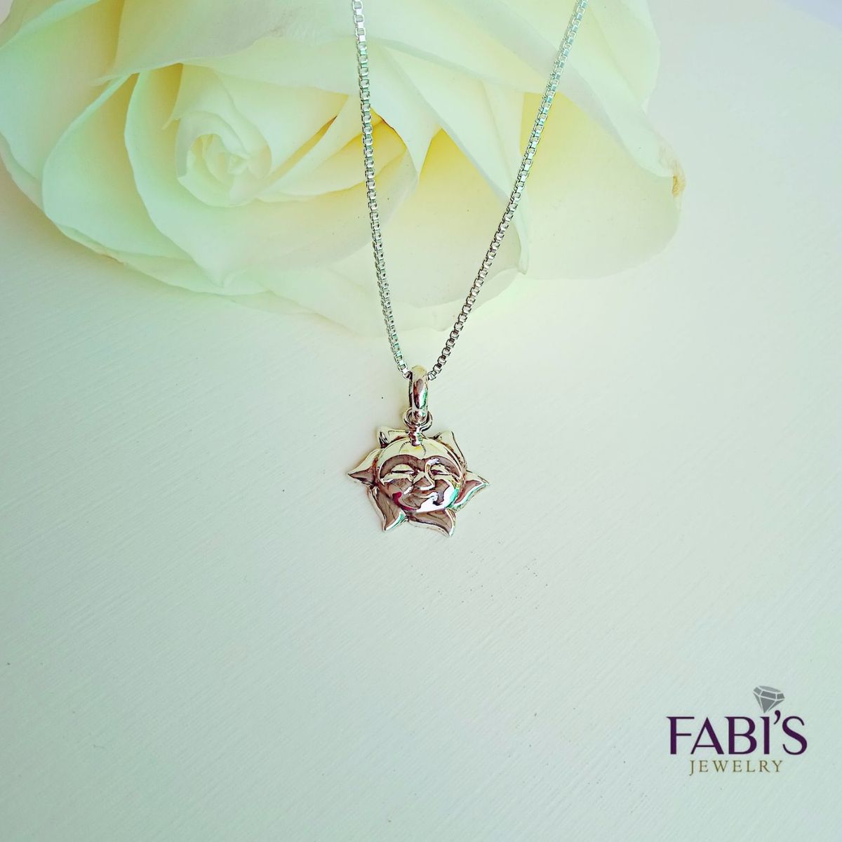 GENERICO - COLLAR SOL DE PLATA 950