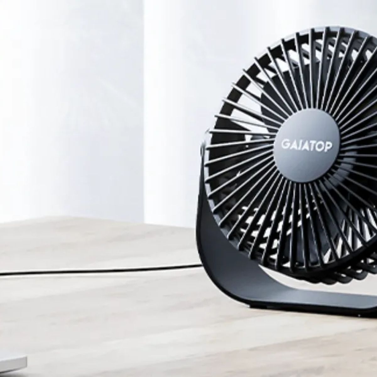 GENERICO - VENTILADOR PORTATIL 12CM DIAMETRO CON LUZ LED PARA ESCRITORIO, CARGADOR USB