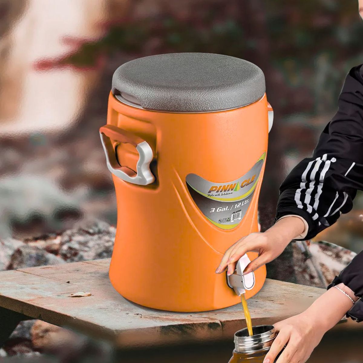 GENERICO - COOLER Platino (PINNACLE) De 12 Litros Con Dispensador Y Asas