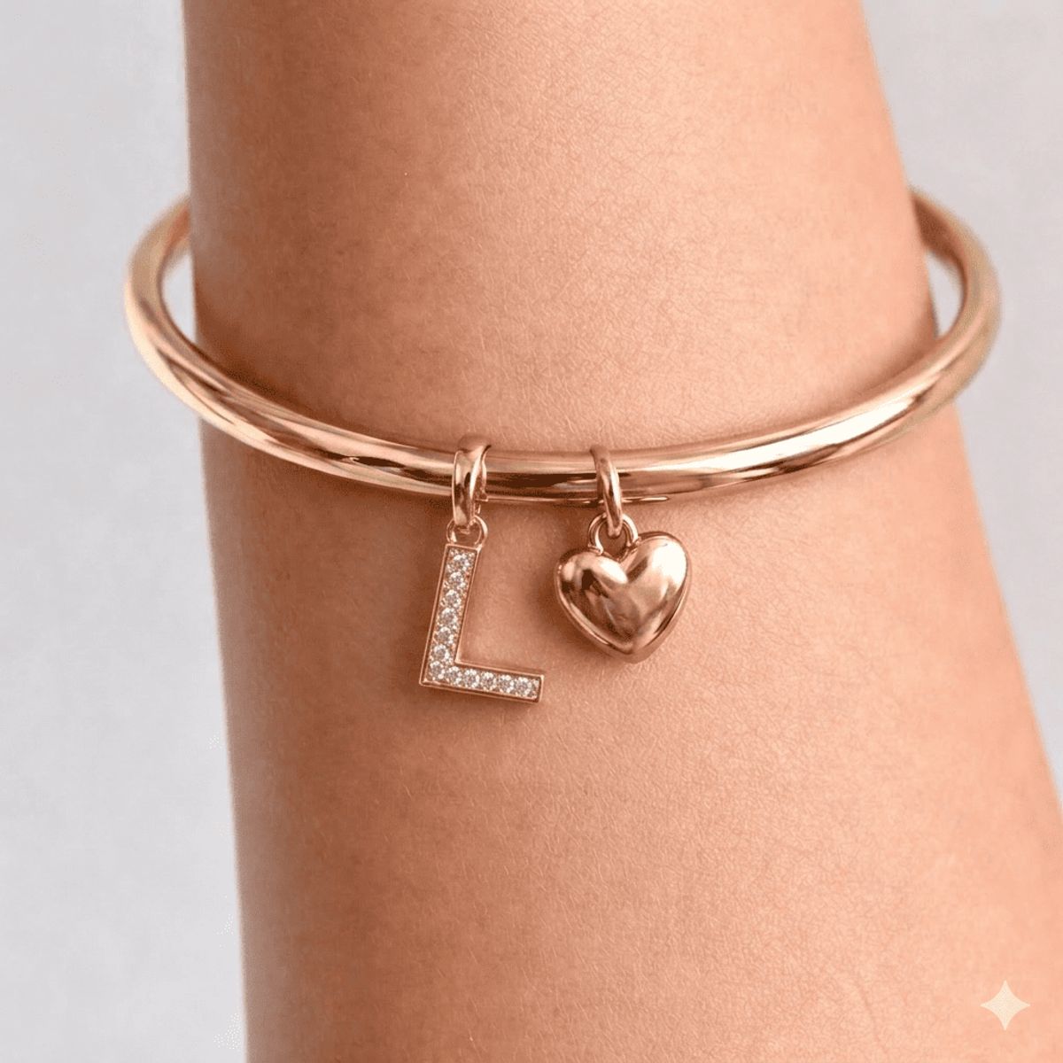 GENERICO - Pulsera Letra L + Corazon bañado en oro rosa 18 kilates