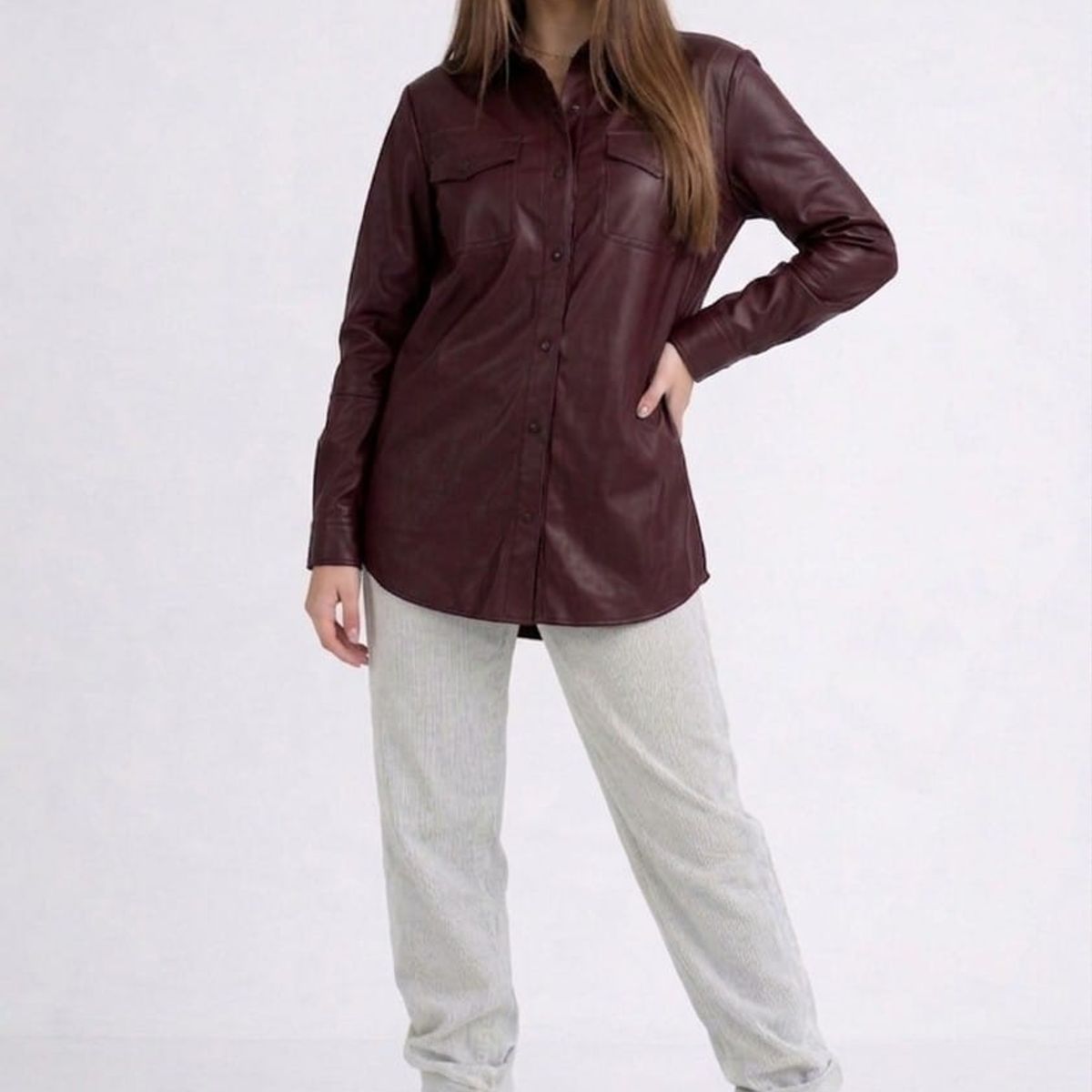GENERICO - CAMISA CUERINA BURGUNDY OVERSIZE PARA MUJER