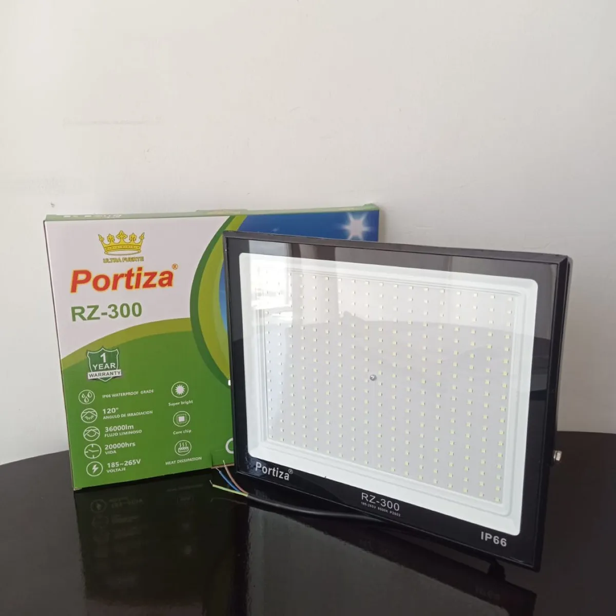 GENERICO - REFLECTOR LED 300 WATTS