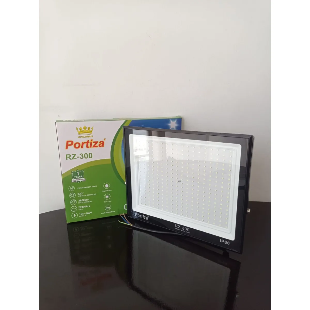 GENERICO - REFLECTOR LED 300 WATTS