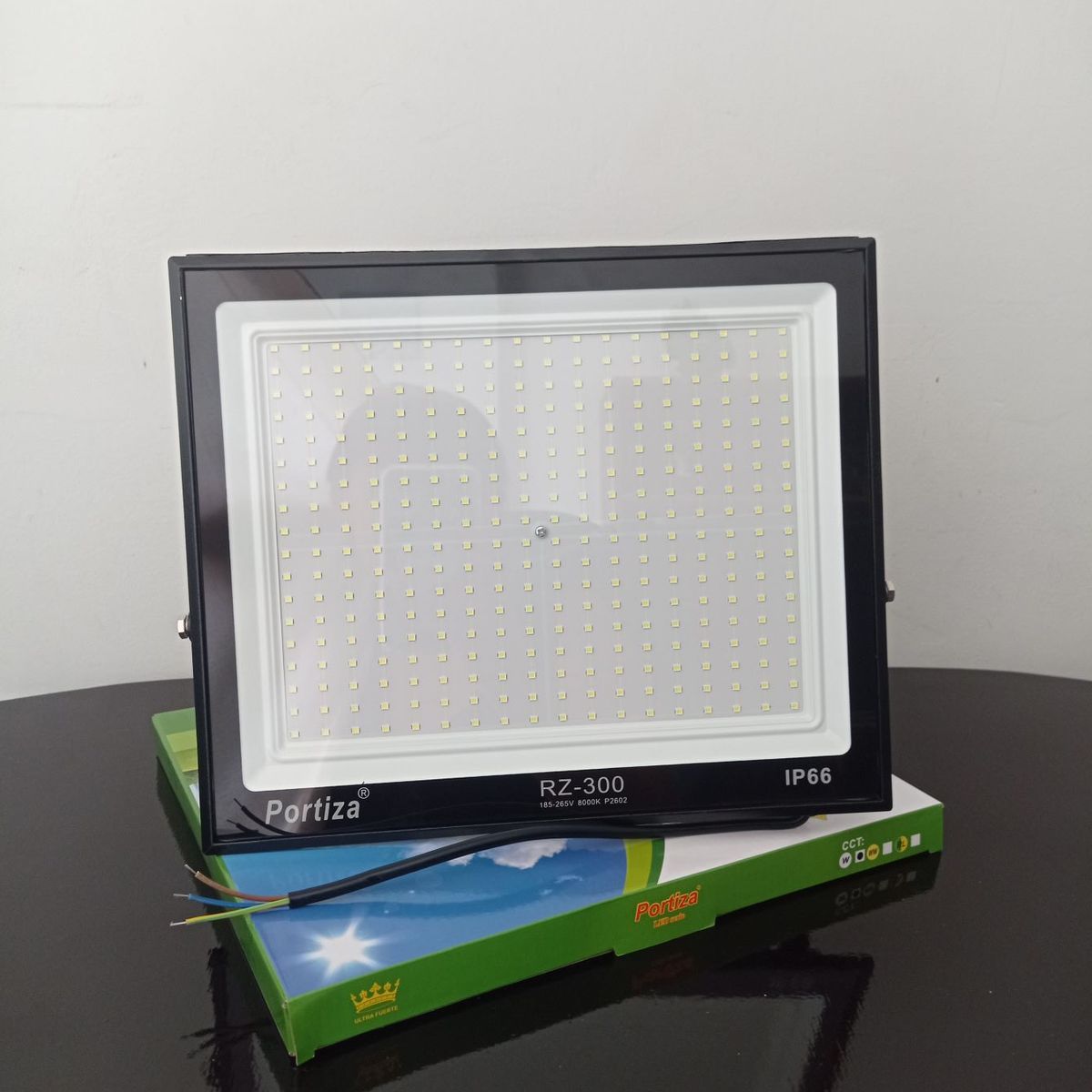 GENERICO - REFLECTOR LED 300 WATTS