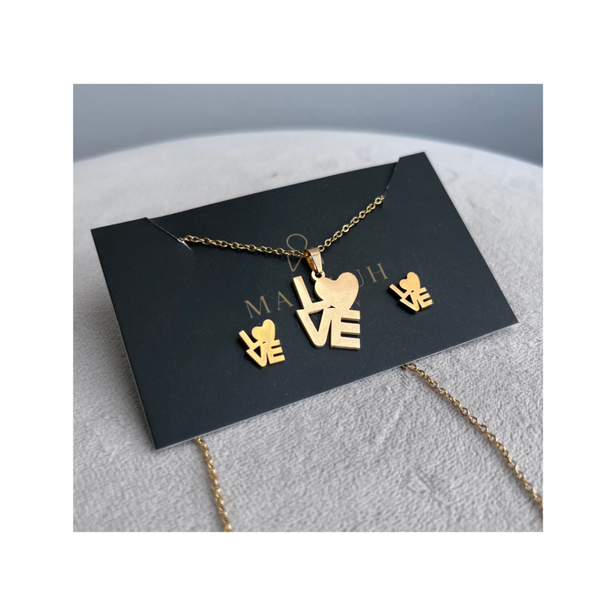 GENERICO - Pack Acero Collar con dije y Aretes - BSC Love Dorado