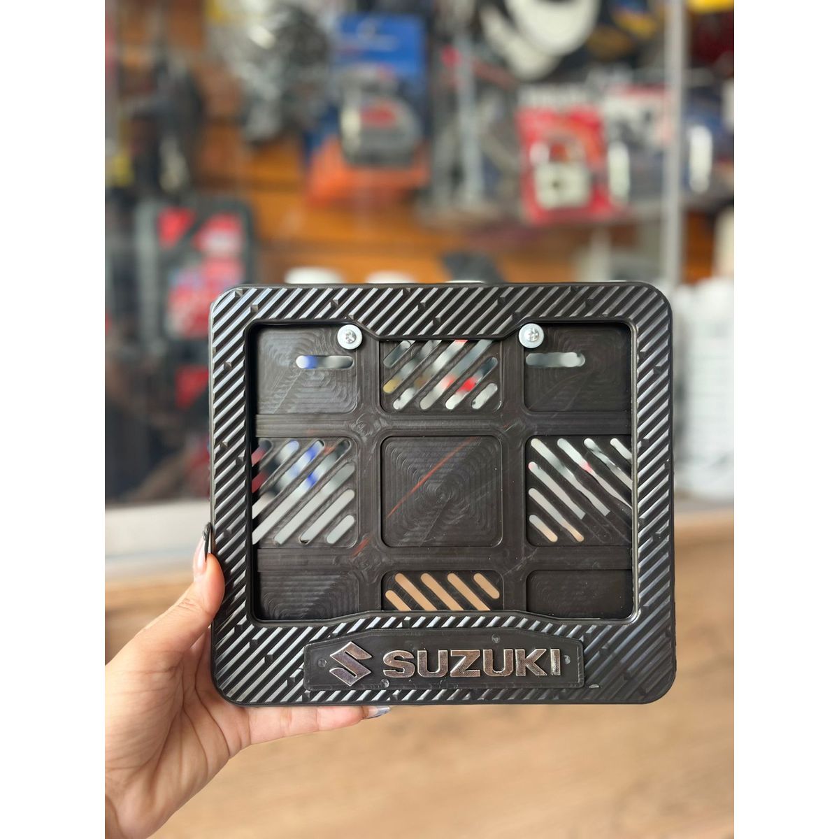 SUZUKI - MARCO DE PLACA 2026 SUZUKI